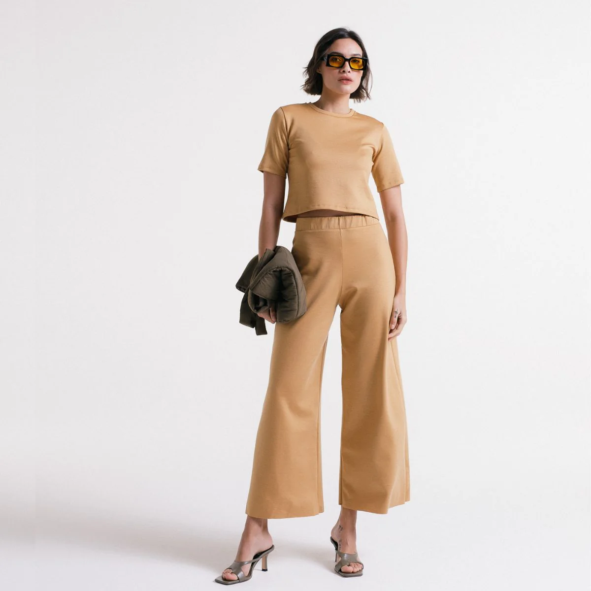 Boxy Cropped - Image 17