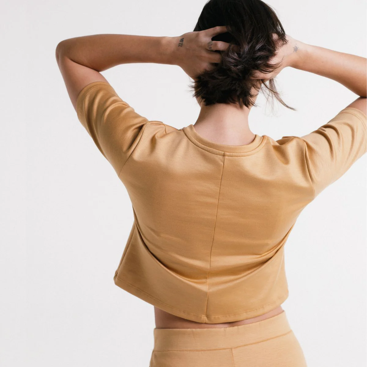 Boxy Cropped - Image 19