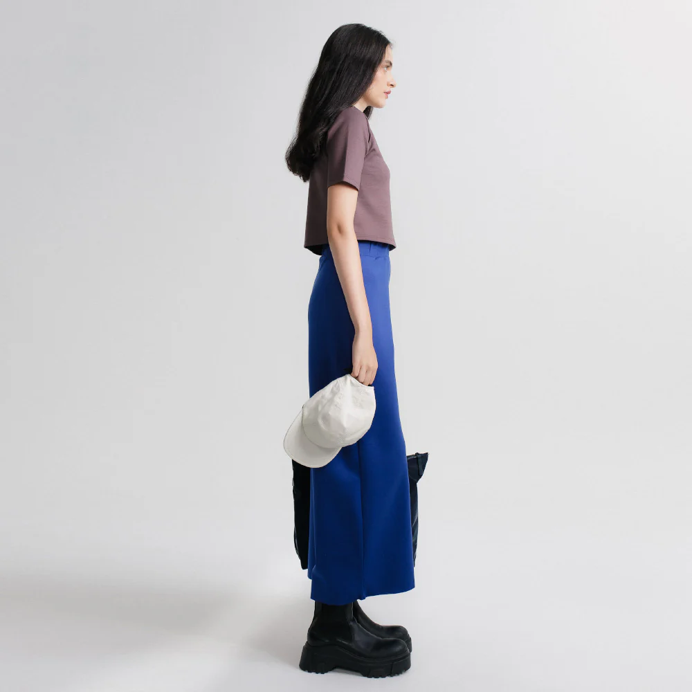 Boxy Cropped - Image 9