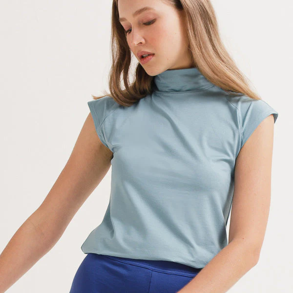 High Neck - Image 16