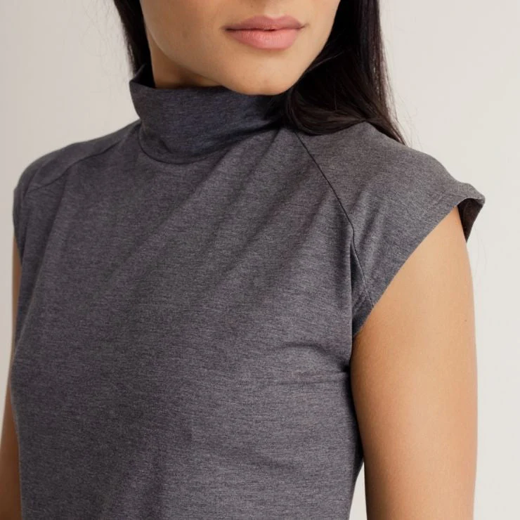 High Neck - Image 30