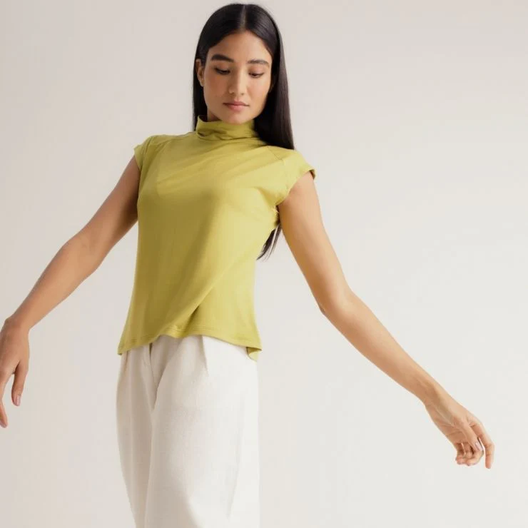 High Neck - Image 33