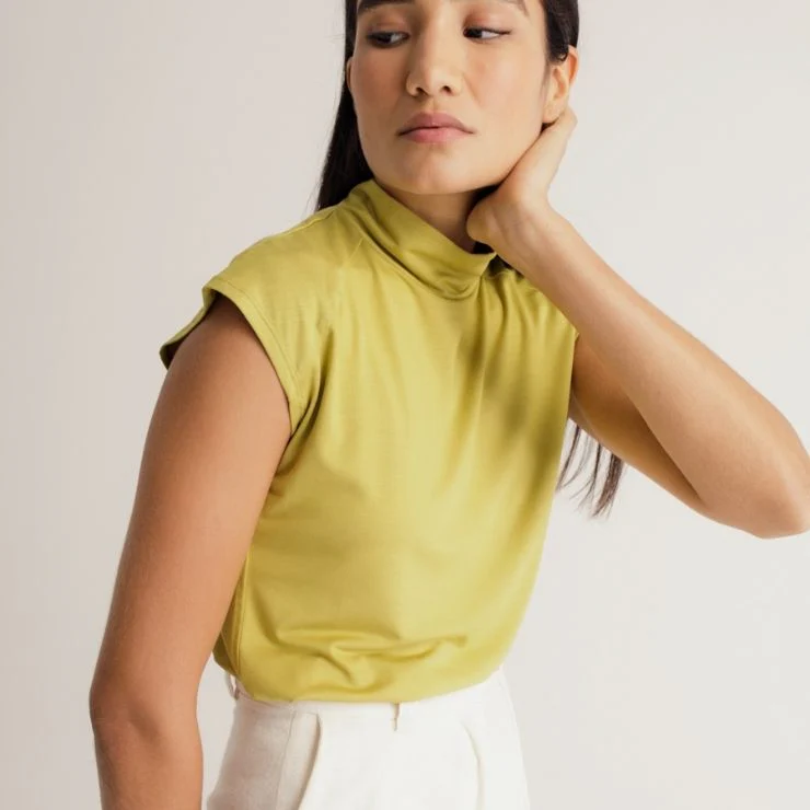 High Neck - Image 34