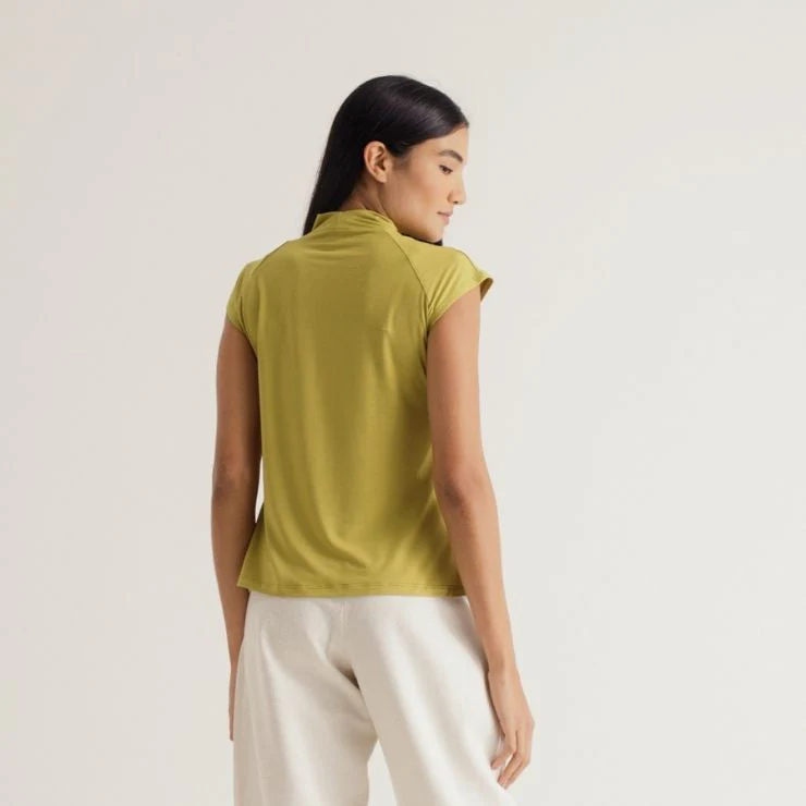 High Neck - Image 35