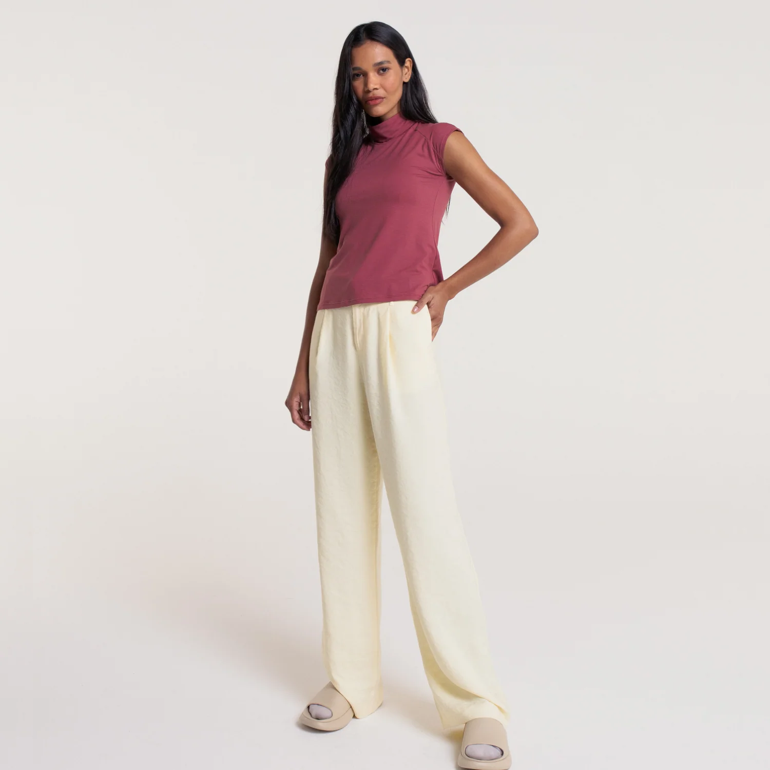 High Neck - Image 38