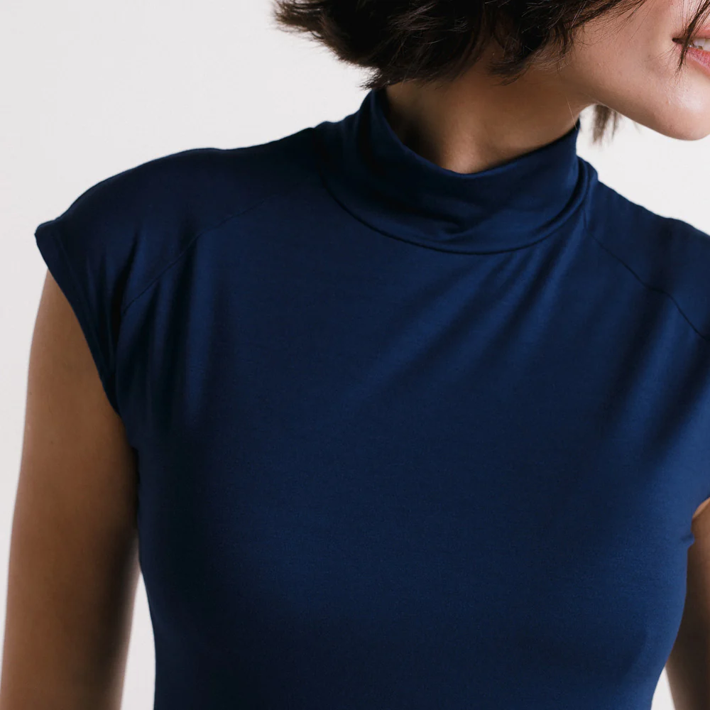 High Neck - Image 63