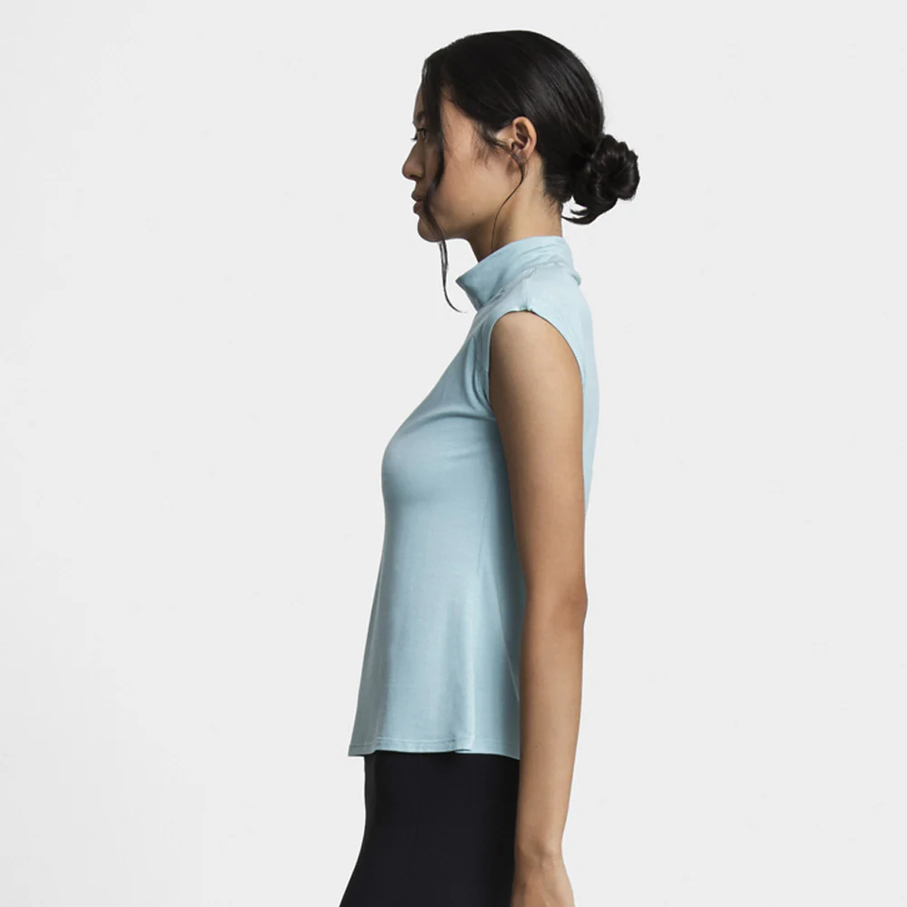 High Neck - Image 68