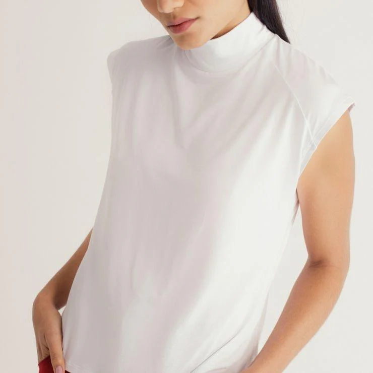 High Neck - Image 82