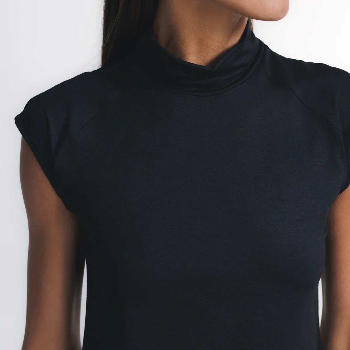 High Neck - Image 87