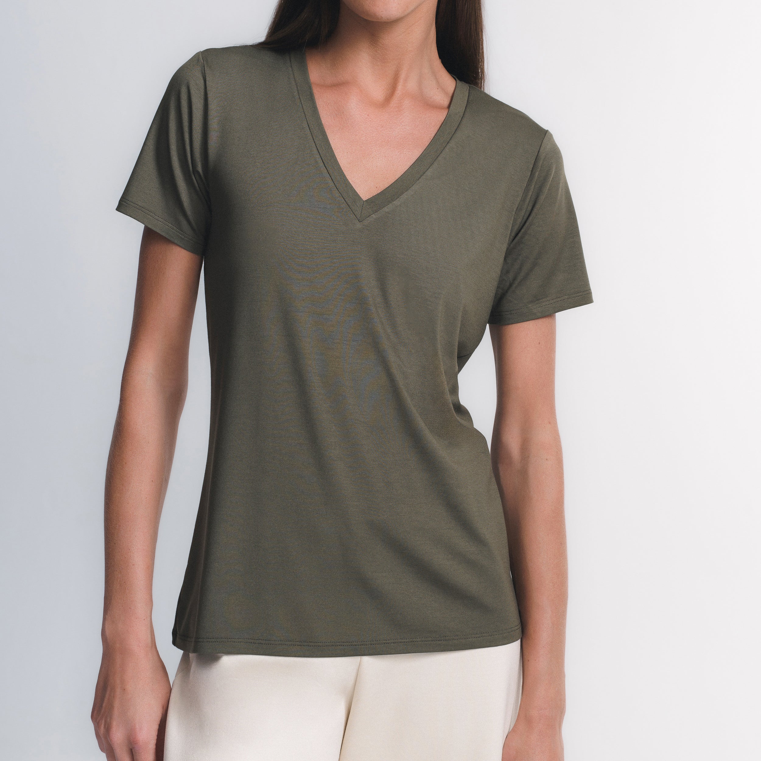 Tech T-Shirt Gola V Neck - Image 10