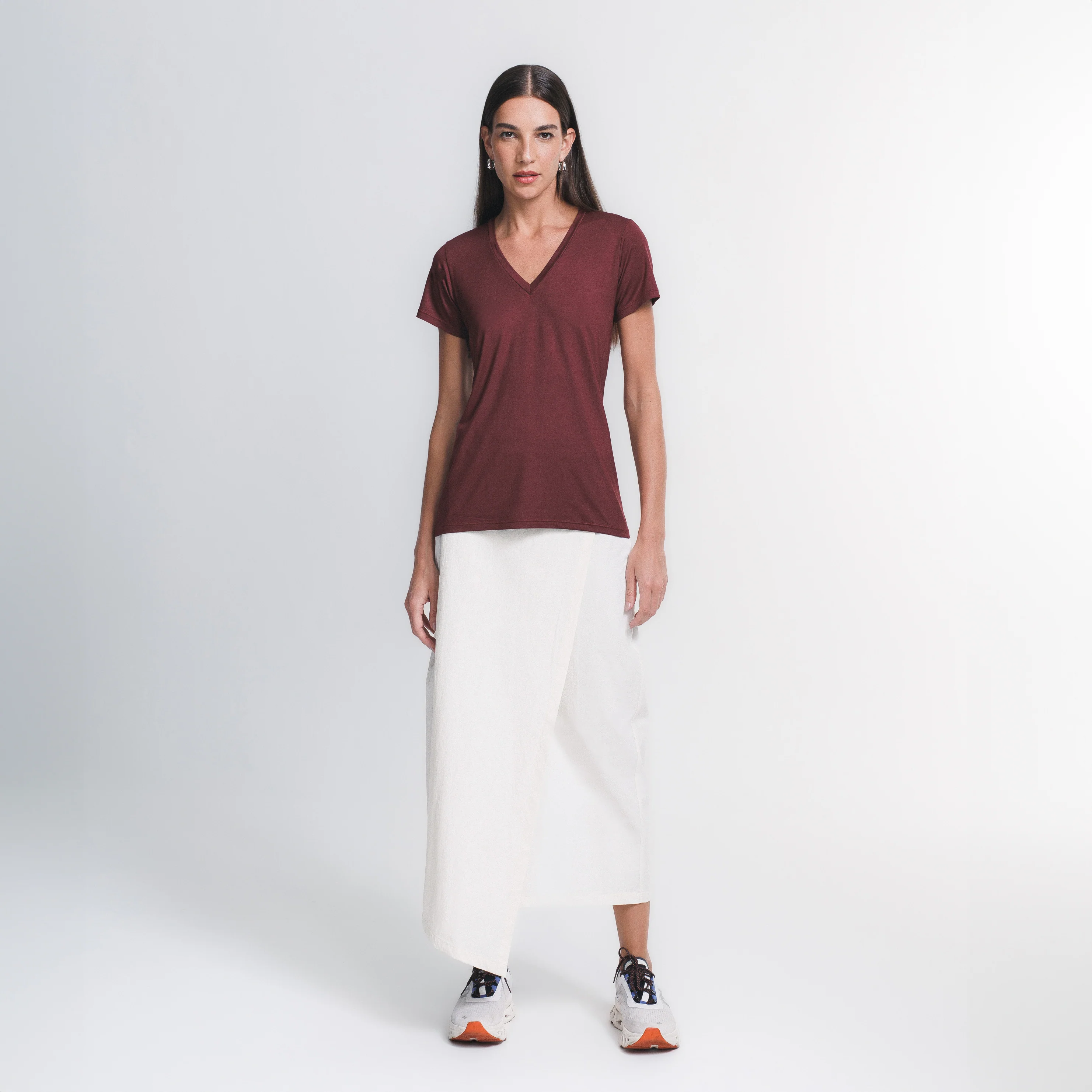 Tech T-Shirt Gola V Neck - Image 20