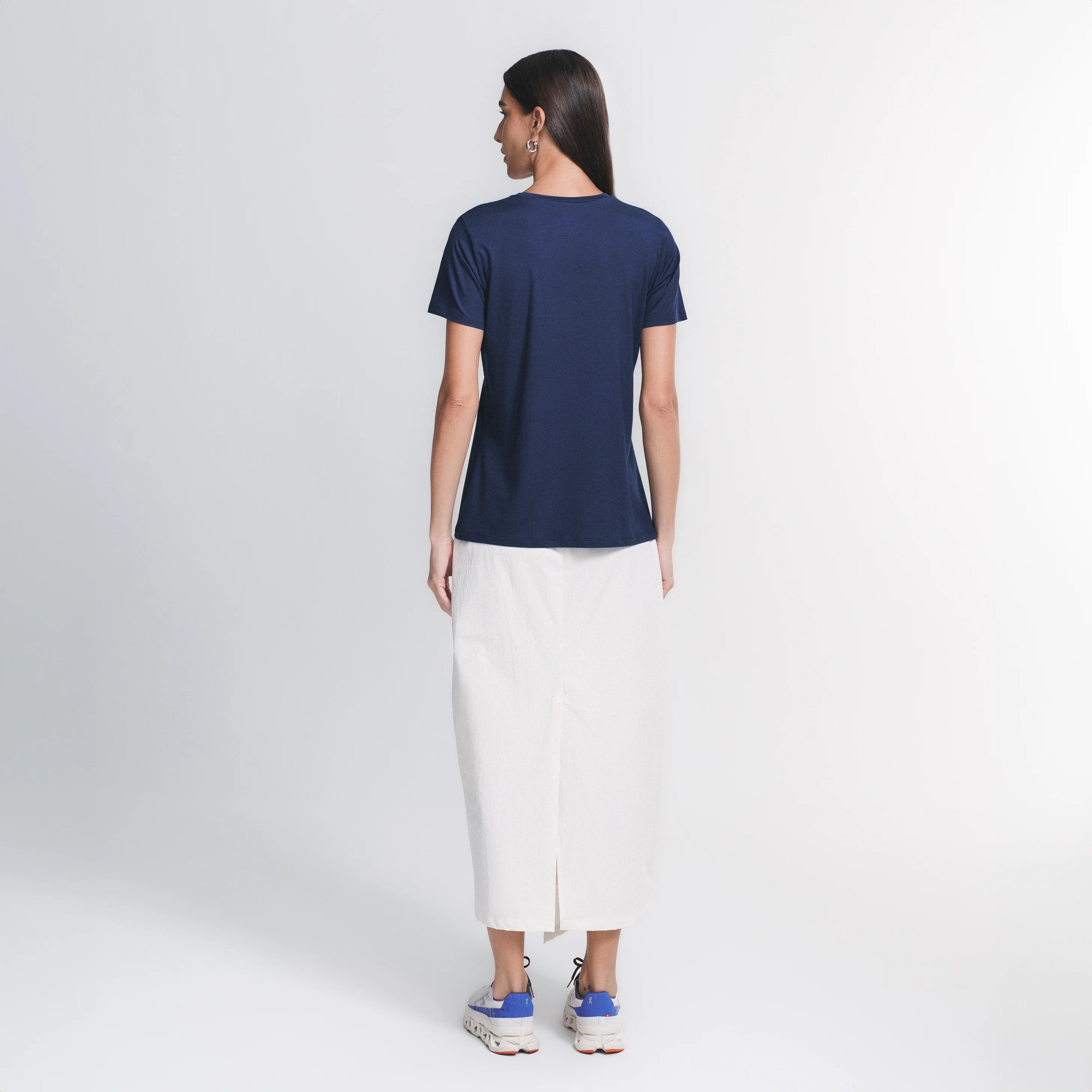 Tech T-Shirt Gola V Neck - Image 3