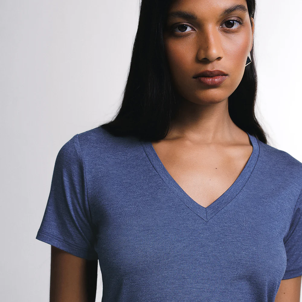 Tech T-Shirt Gola V Neck - Image 30