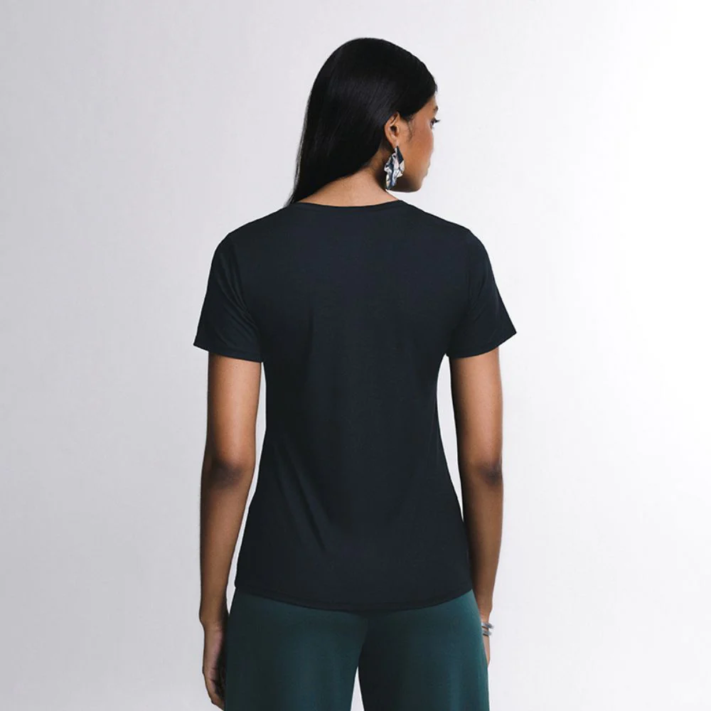 Tech T-Shirt Gola V Neck - Image 33