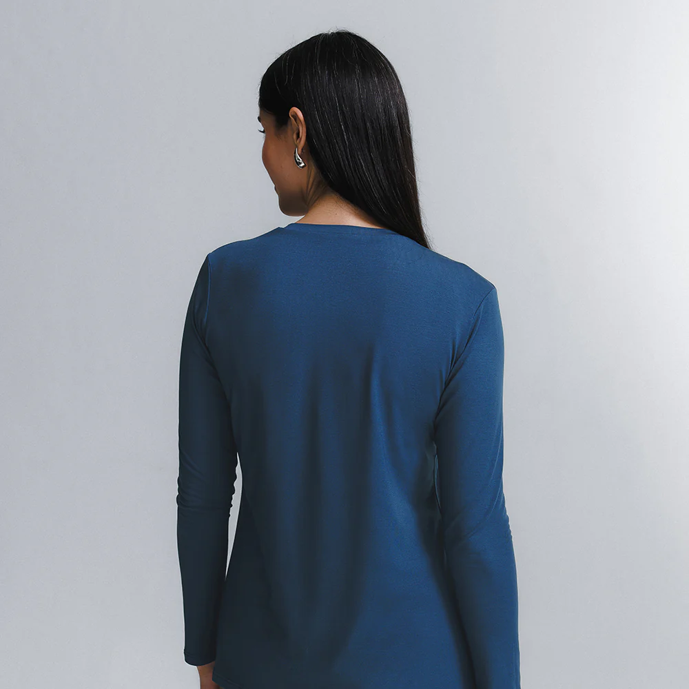 Tech T-Shirt Long Sleeve Feminina - Image 16