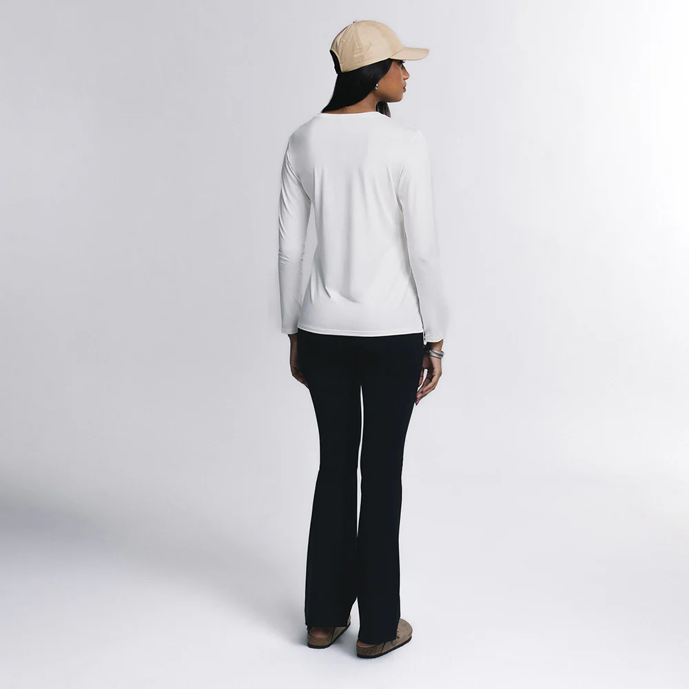 Tech T-Shirt Long Sleeve Feminina - Image 26