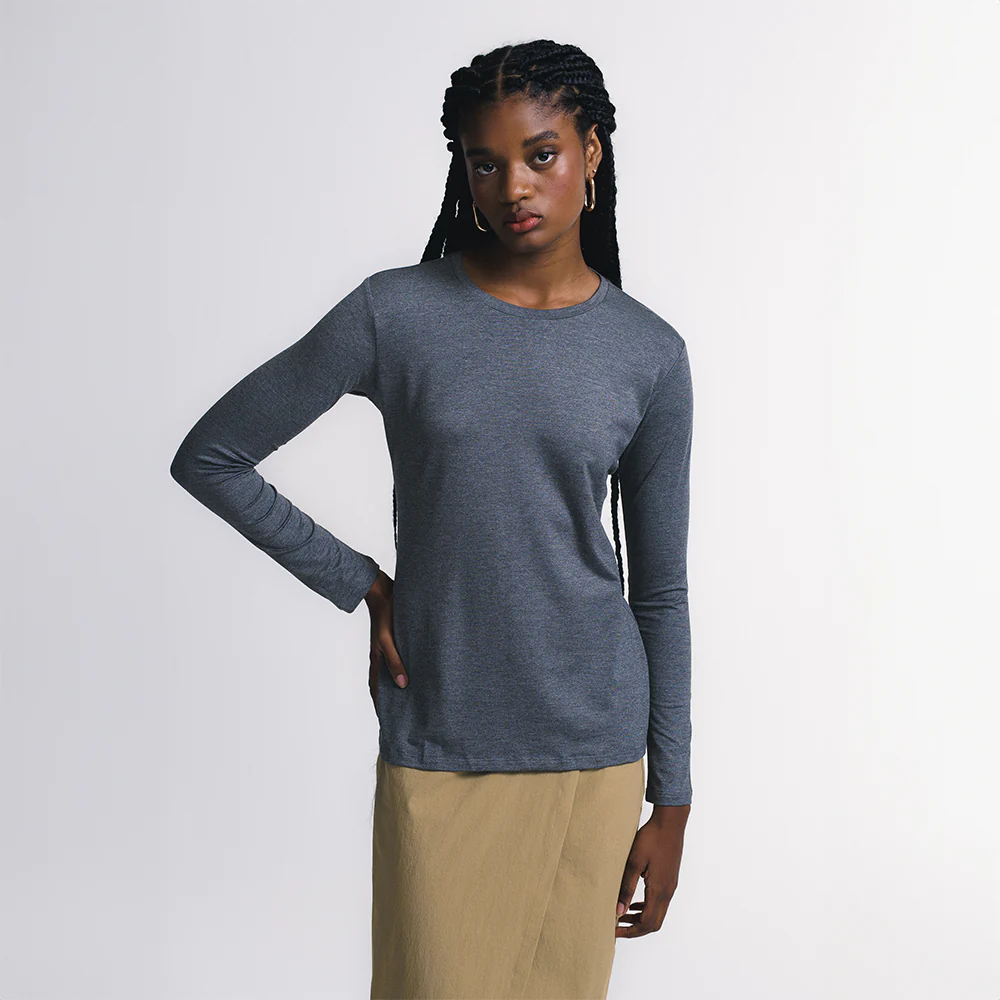 Tech T-Shirt Long Sleeve Feminina - Image 7